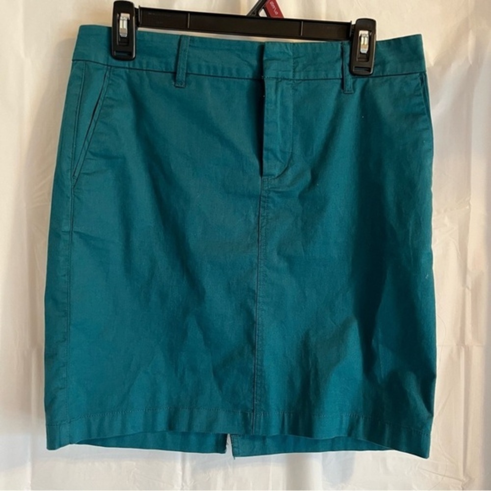 Kut from the Kluth Pencil Skirt Size 4 Turquoise Blue Color Front Pockets Zip Up